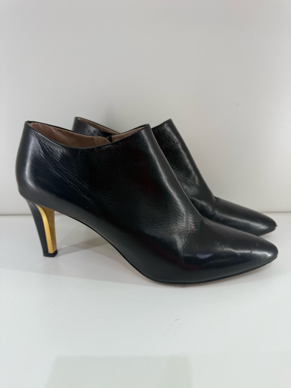 Chloe Ankle Cut Boot Side Zipper Gold Heel Sz 41 Designer Shoes